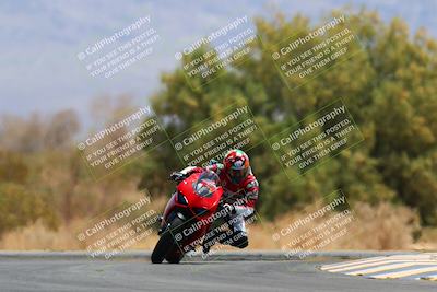 media/May-15-2022-SoCal Trackdays (Sun) [[33a09aef31]]/Turn 7 (1145am)/